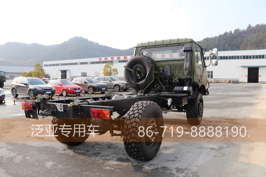 四驱运兵车,四驱越野底盘,四驱底盘改装,四驱车底盘图片,东风EQ2070,东风经典军车,东风153,东风军车底盘,全驱军车底盘,经典东风153军车,经典军车