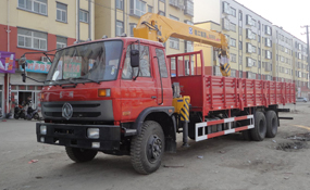 六驱随车起重运输车153随车吊