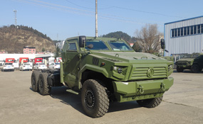 云南猛士六驱防护型猛士底盘 6*6加长款猛士装甲车 EQ5096MCTSS专用车底盘