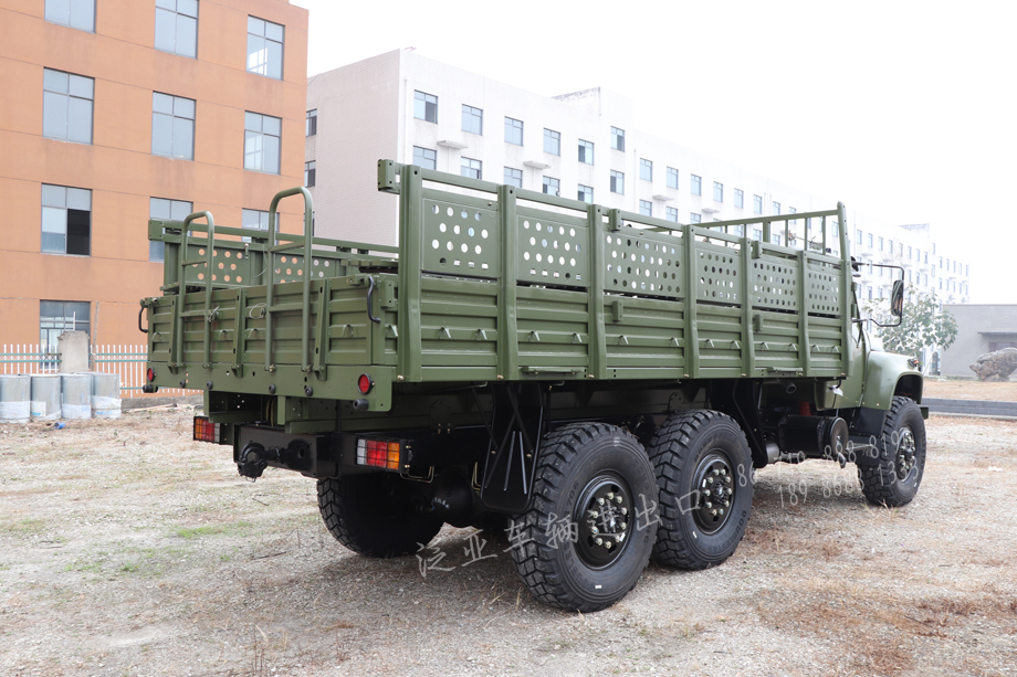 东风六驱越野车,尖头越野卡车,6*6载货汽车