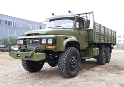 东风六驱尖头越野卡车 190马力长头柴油运兵车 4米8货箱载货汽车