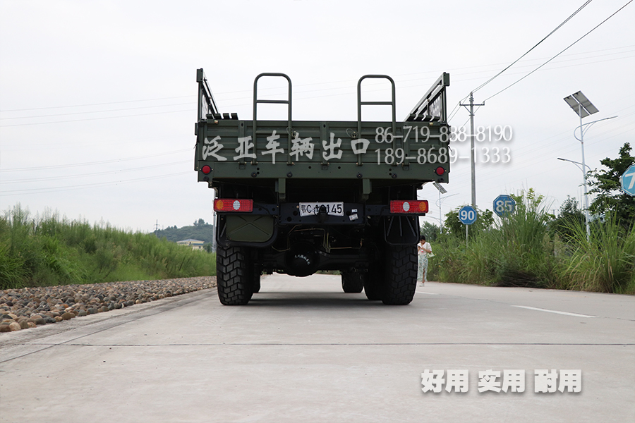 东风EQ2102,东风六驱,东风246,东风军车,东风六驱平头卡车,东风越野卡车,东风越野专用车,东风6X6越野车,东风6驱运兵车,东风六驱运兵车,东风运兵车,东风六驱军车,东风平头运兵车