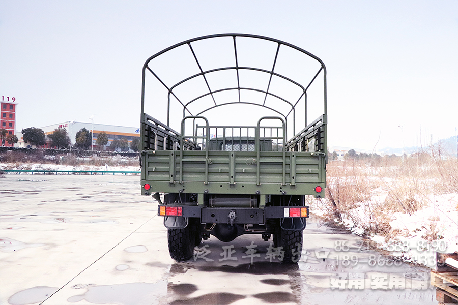 东风EQ2100E6D,东风六驱越野卡车,6*6东风经典长头货车,经典款东风尖头,3.5吨越野车,东风3.5吨运兵车,东风六驱eq2100,东风长头货车,东风经典卡车