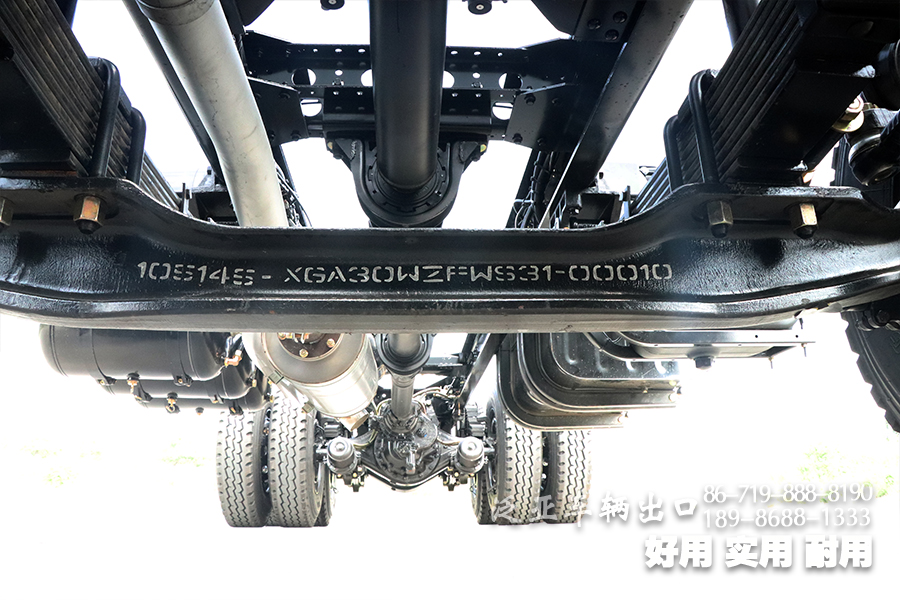 8*4天锦,排半平板底盘,东风四驱越野专用车,越野专用底盘,东风天锦底盘改装