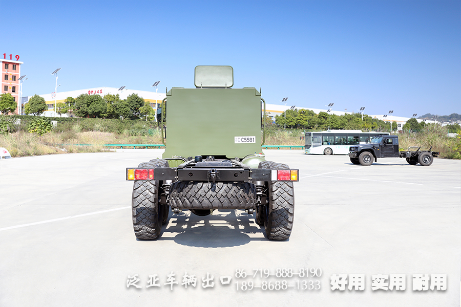 六驱卡车,六驱越野底盘,装甲车底盘,6X6防护型越野底盘,定制款底盘,防护型底盘,卡车底盘改装,载货卡车底盘