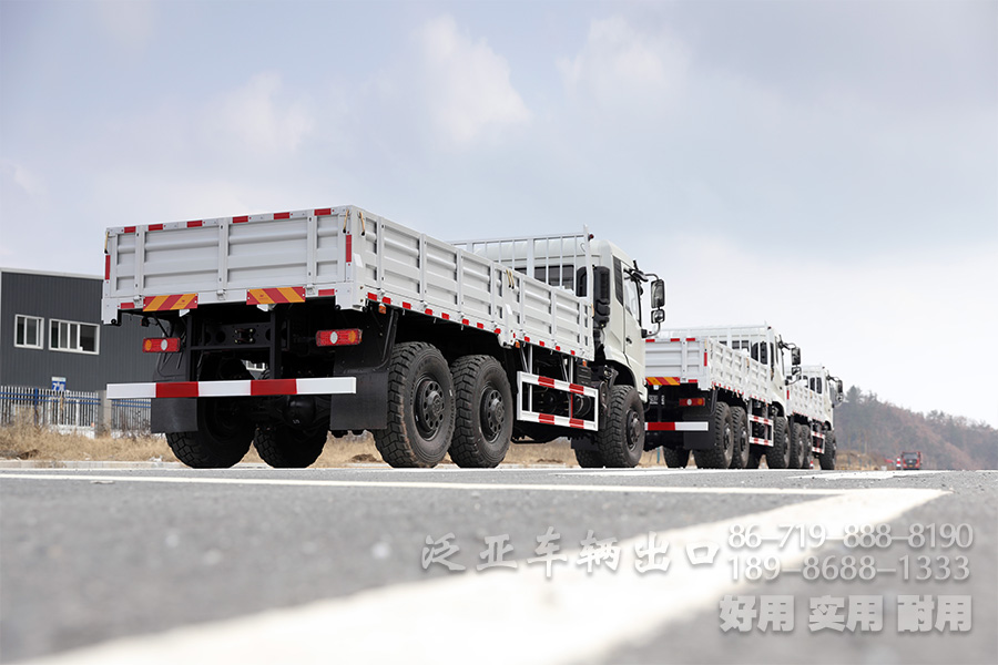 5.5米货箱卡车,新款东风6*6,260马力森林卡车,山地越野卡车,豪华卡车,恶劣路况专用车