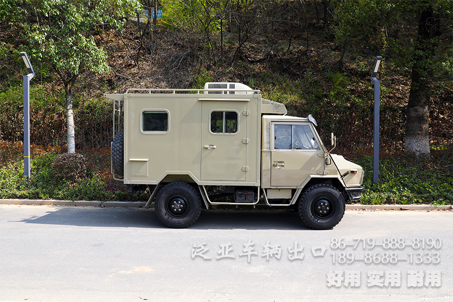 依维柯2046,越野型旅居房车,移动办公车,房车定制改装,户外办公室