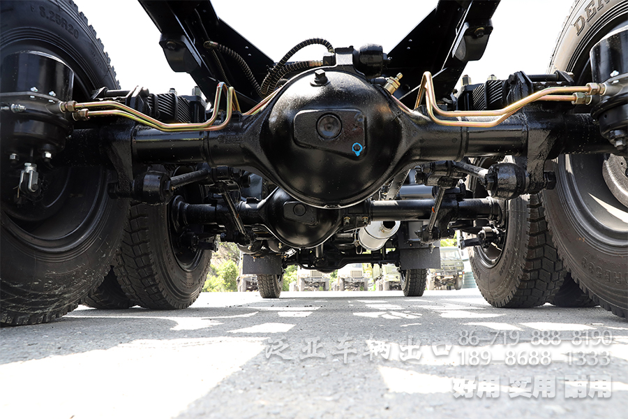 湖北越野专用车官网,湖北越野专用车有限公司官网,越野卡车定制,东风四驱六驱,东风军车改装,越野运兵车,森林消防车,四驱六驱越野车底盘,越野客车,越野卡车,专用车改装,工厂直销专用车、轻型越野卡车底盘、六驱卡车