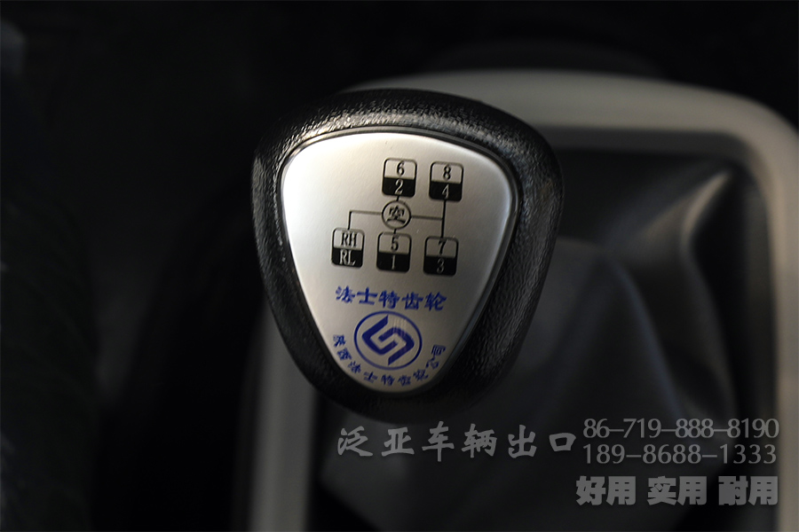 四驱越野底盘、四驱底盘改装、垃圾运输车、14立方垃圾车、轻卡环卫车、多功能垃圾车、4x2垃圾车