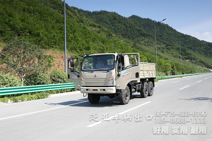 东风六驱,六驱越野卡车,平头卡车,柴油越野汽车,东风6*6卡车,东风6*6运兵车,东风运兵车,六驱运兵车,六驱民用车出口,卡车出口