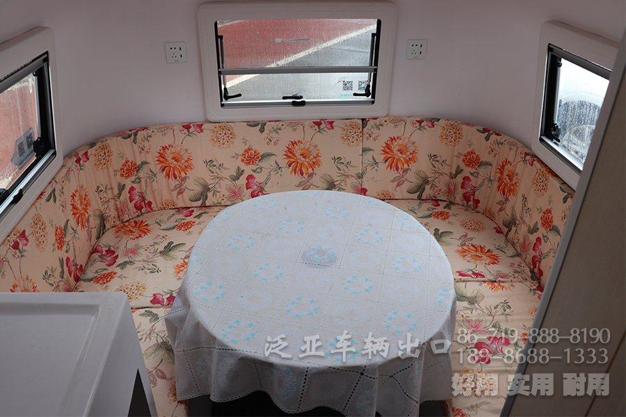 牵引车、拖挂房车、开来式拖挂房车、开来拖挂房车