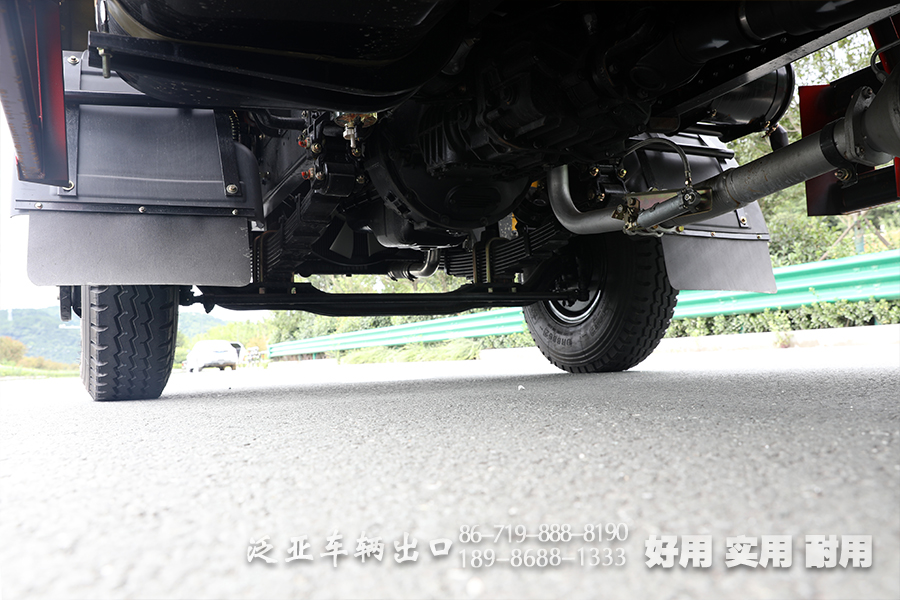 东风4x2轻卡底盘,专用车底盘,160马力小型卡车,小型卡车底盘定制,出口微卡底盘,越野专用车底盘,出口底盘厂家