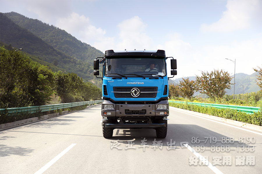 6×6重卡，6×6三桥车，三桥货运卡车，东风全驱，340马力重载卡车，5.5米长途货车