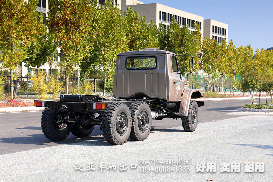 EQ240,东风长头底盘,东风全驱底盘,东风240,老牌越野车底盘,EQ2082E6D,经典卡车底盘,EQ240底盘,越野卡车底盘