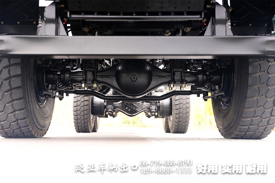 东风全驱,大马力越野底盘,东风运输车底盘,东风450马力底盘,平头卡车改装,卡车改装厂家,6x6平头,运输货车底盘