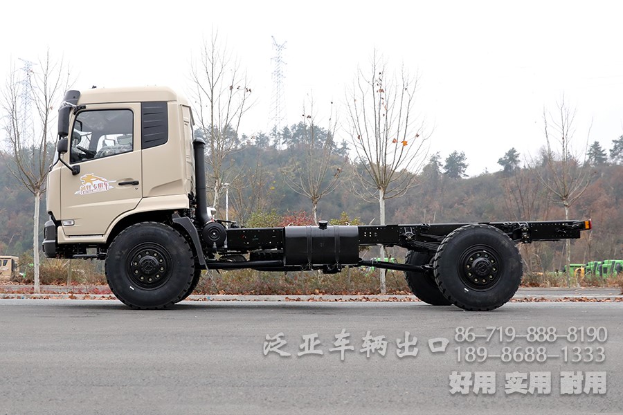 东风4x4，东风四驱，东风大马力卡车，手动八档卡车，大马力底盘出口