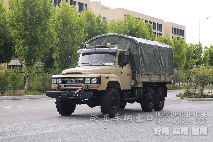 新款EQ240六驱长头越野卡车_东风25Y长鼻子载货汽车_带蓬布篷杆绞盘的卡车