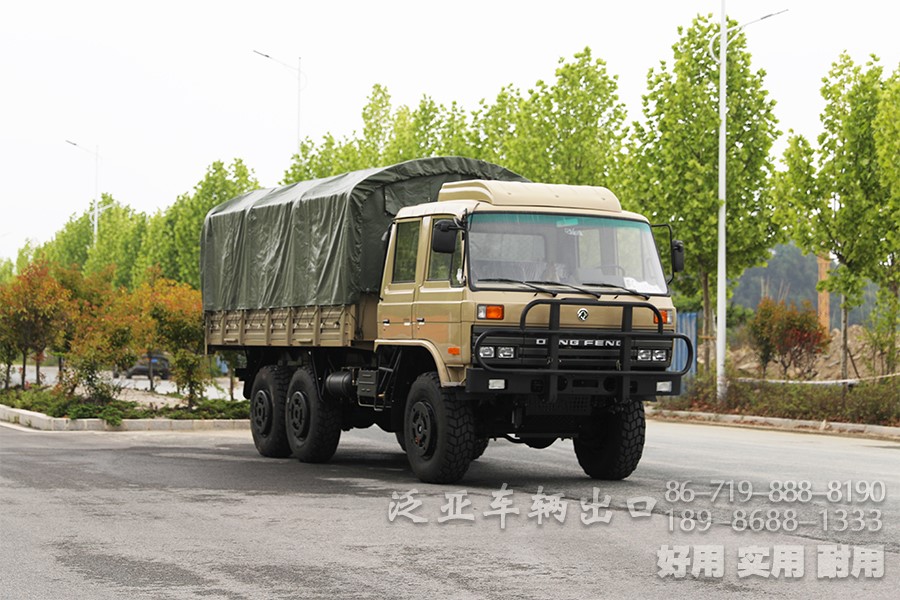 EQ2102N 双排越野卡车 六驱越野专用车 越野载货卡车 210马力越野车 高配平头沙漠越野车 越野载货卡车出口型