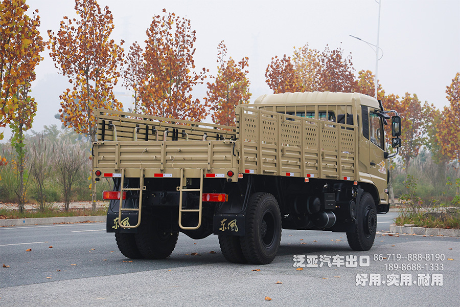 东风运兵车,4*2东风卡车,东风天锦6吨卡车,东风天锦运输车,EQ1120GA,军用越野卡车