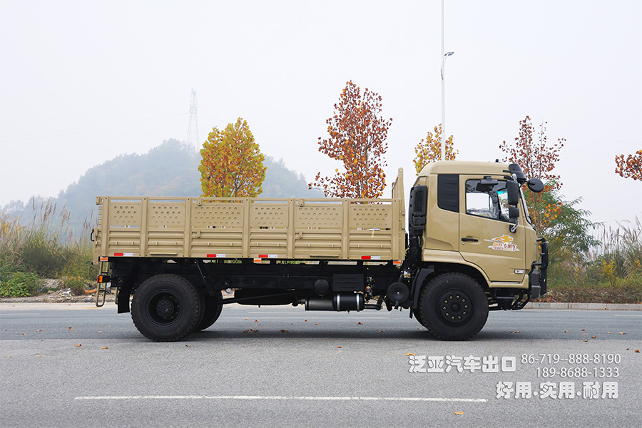 东风运兵车,4*2东风卡车,东风天锦6吨卡车,东风天锦运输车,EQ1120GA,军用越野卡车