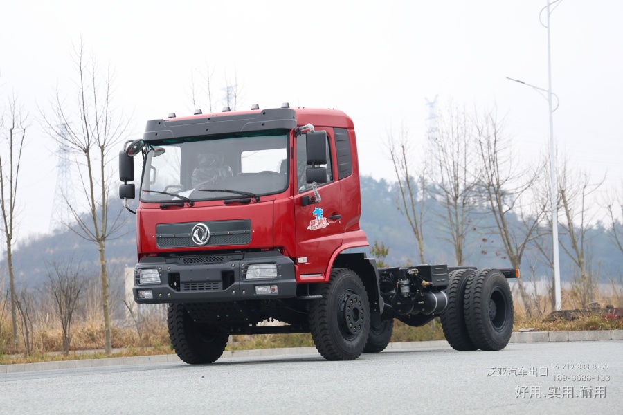 东风天锦四驱自卸底盘